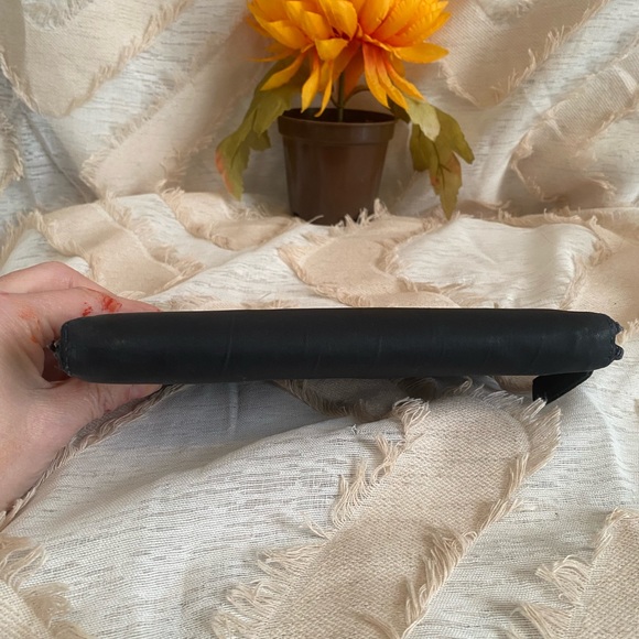 Prada nylon wallet. - Picture 3 of 12